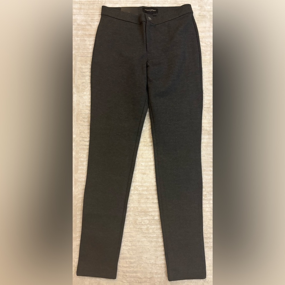 NWT - Banana Republic Premium Ponte Legging in Charcoal Heather Grey - Size 0 - Picture 3 of 5